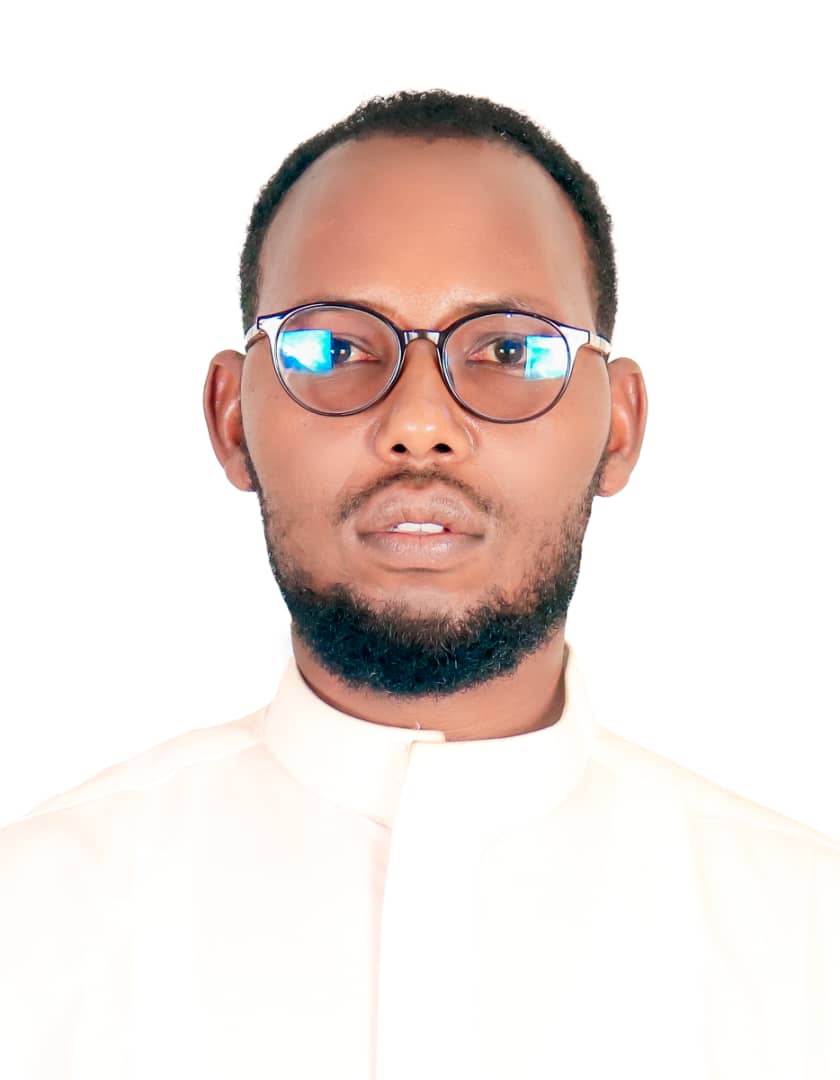 الدكتور آدم عبد الله عمر